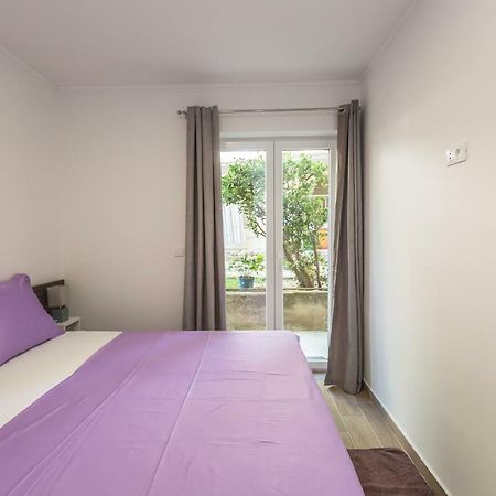 Acoustic Appartement Makarska Buitenkant foto